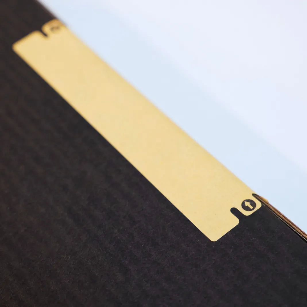 Qualiboxz peel sticker